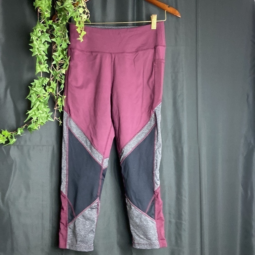 ❤️Avia Capri Yoga Pants☮️💕